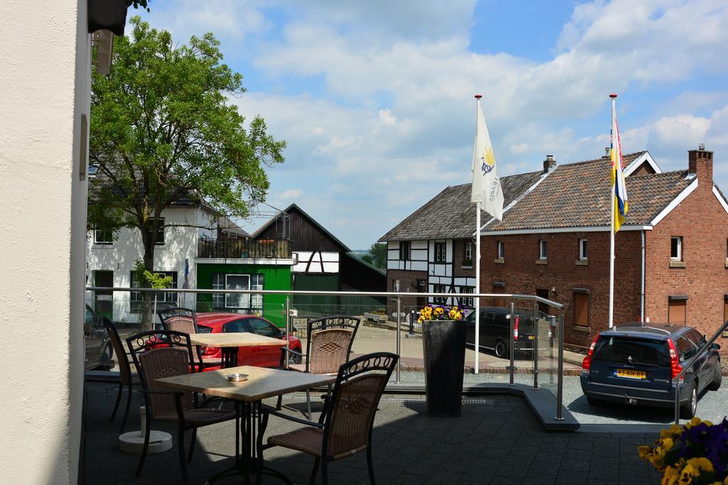 Aparthotel Ons Epen Exterior photo
